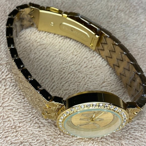 Michael Kors Gold Women's Watch - Picture 11 of 11